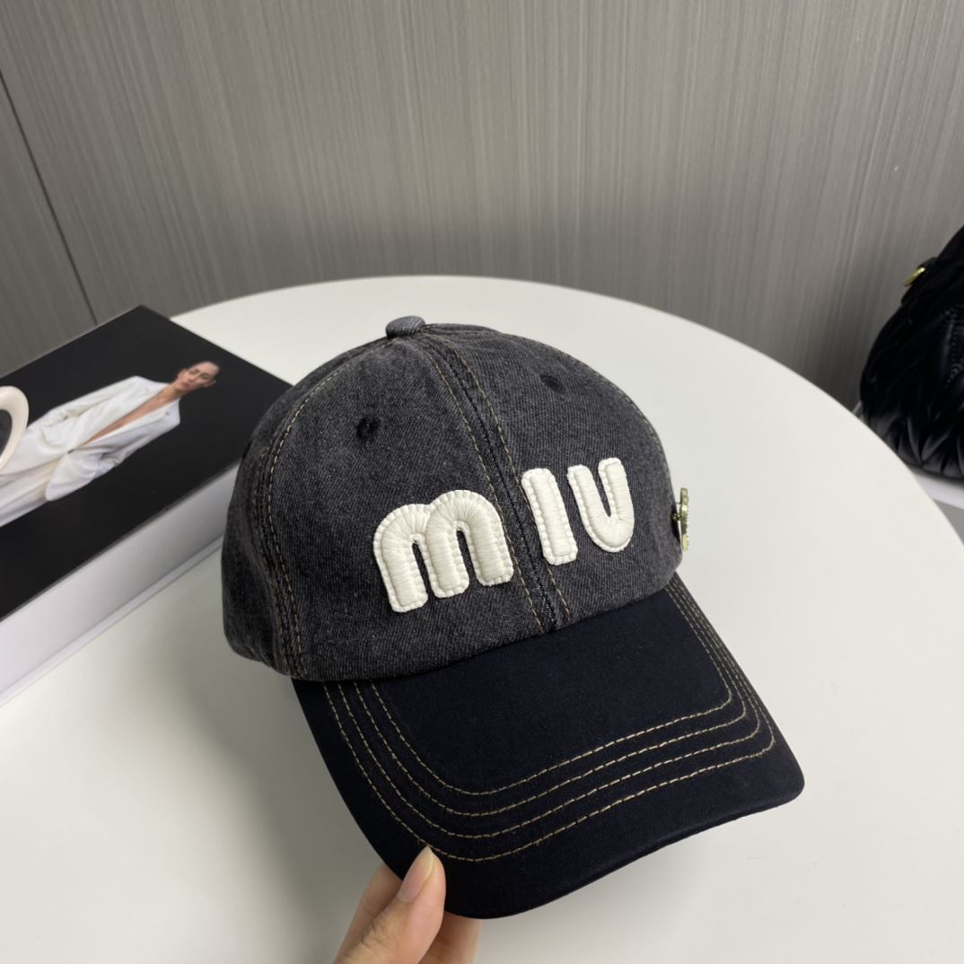 Miu Miu Caps